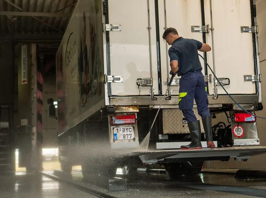 Full Logistic